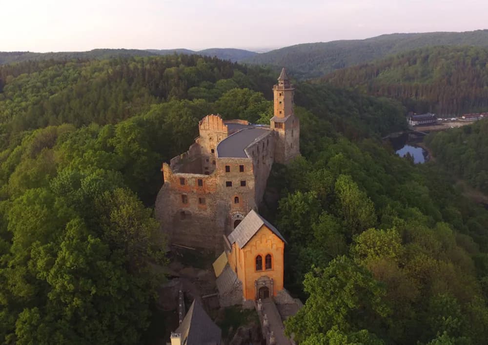 Wakacje w Polsce: 10 destynacji, które zaskoczą różnorodnością