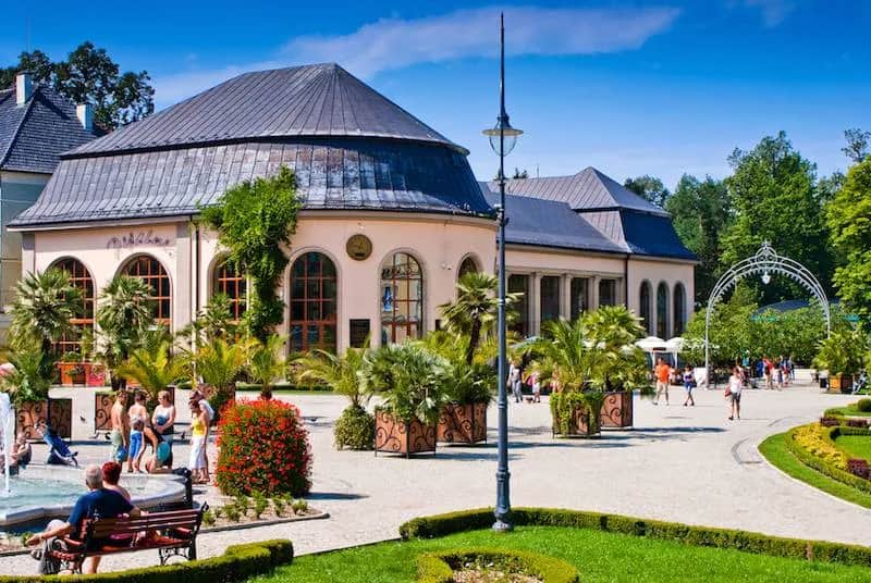 Kudowa Zdrój: co warto zobaczyć w tej malowniczej miejscowości?