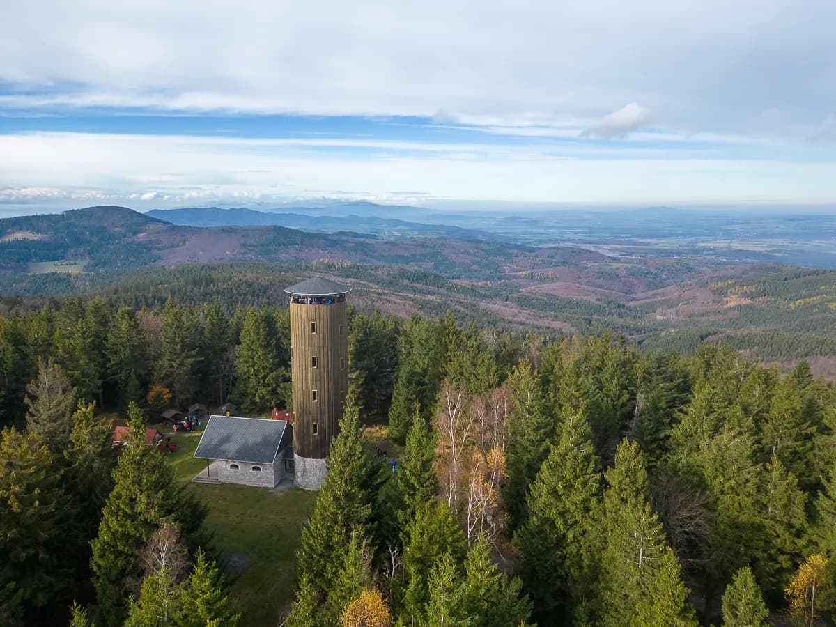 Borówkowa Góra: Niezapomniane doświadczenia na szlaku