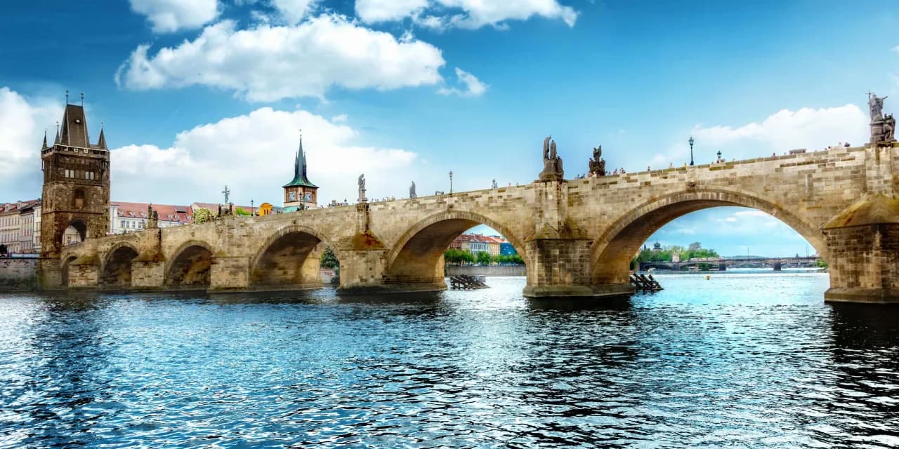 Ciekawe Miejsca w Czechach: Co Warto Zwiedzić i Zobaczyć?