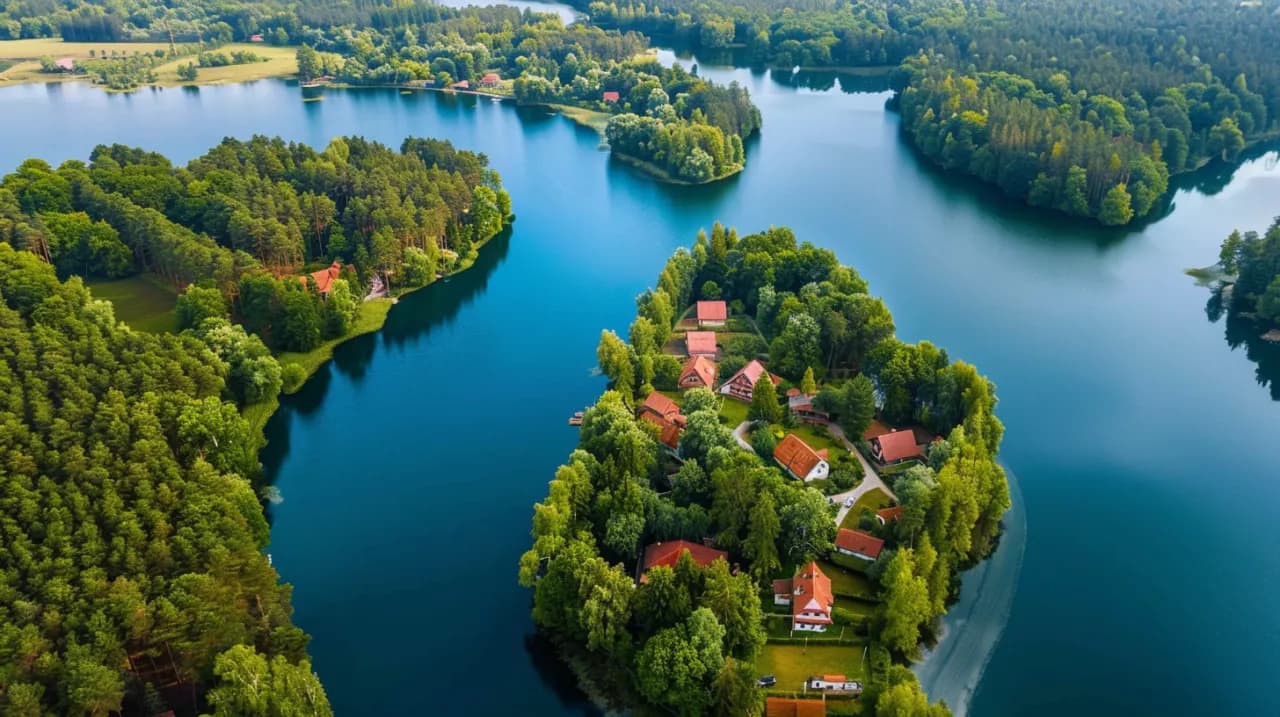 Ciekawe Miejsca na Mazurach: Gdzie Pójść i Co Zwiedzić?