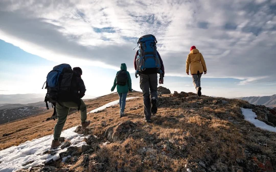 Najwyższe szczyty Karpacza: 5 tras dla odważnych z mapą