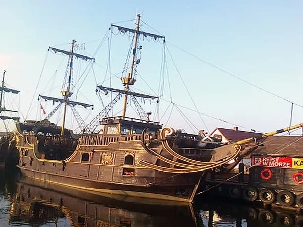 Ile kosztuje rejs statkiem w Łebie? Ceny, atrakcje i porady dla turystów