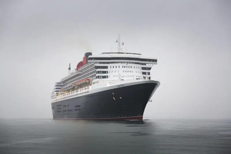 Queen Mary 2 ile trwa rejs? Czas podróży i trasy, które musisz znać